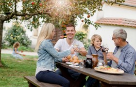 Top-Heuriger Sommergewinnspiel, © Niederösterreich Werbung/schwarz-koenig.at
