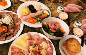 Heurigen, &copy; Familie M&uuml;llner